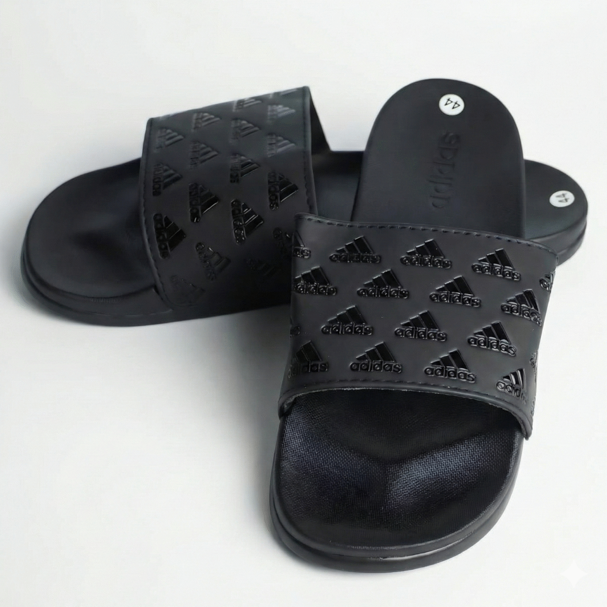 BLACK ADI - CLOUD FOAM