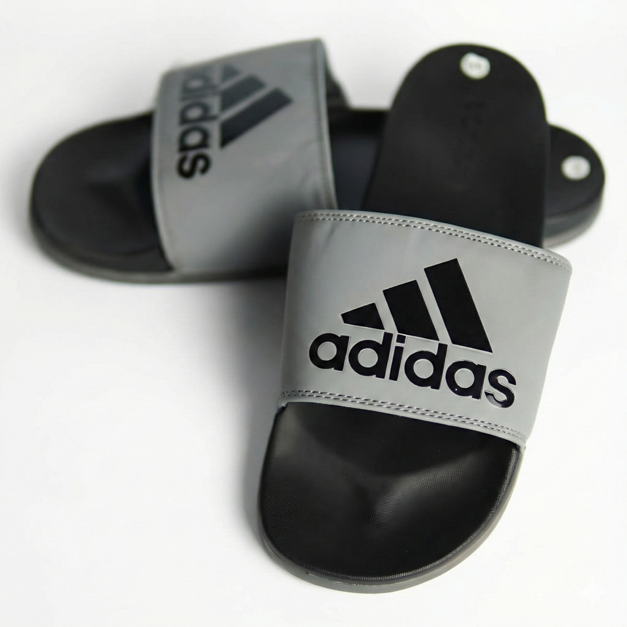 GREY ADI BASIC - CLOUD FOAM