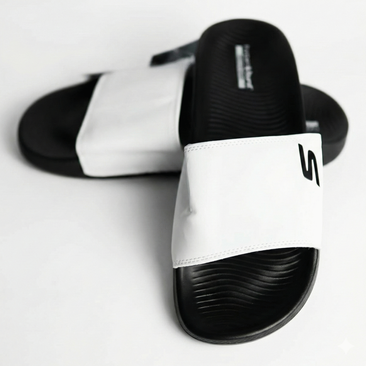 SKECHER HYPER BURST - WHITE S – PREMIUM COMFORT